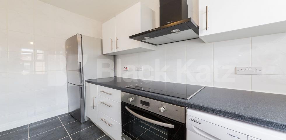 			New Instruction!, Studio Apartment, 1 bath, 1 reception Flat			 Chestnut Court, Middle Lane, Crouch End / Hornsey